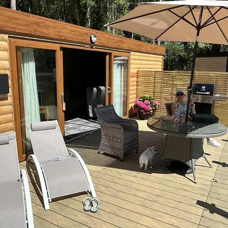Cedar Boutique Lodge-Dog Fishing And Spa Access York Exterior photo