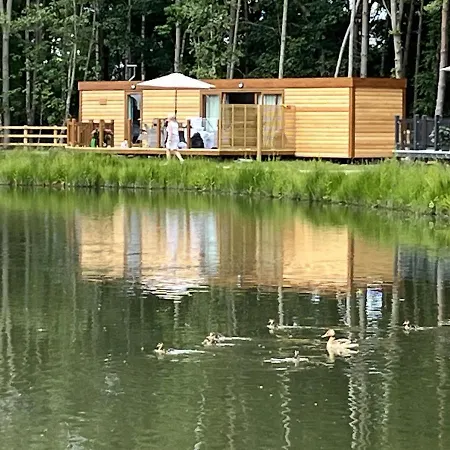 Cedar Boutique Lodge-Dog Fishing And Spa Access York Exterior photo